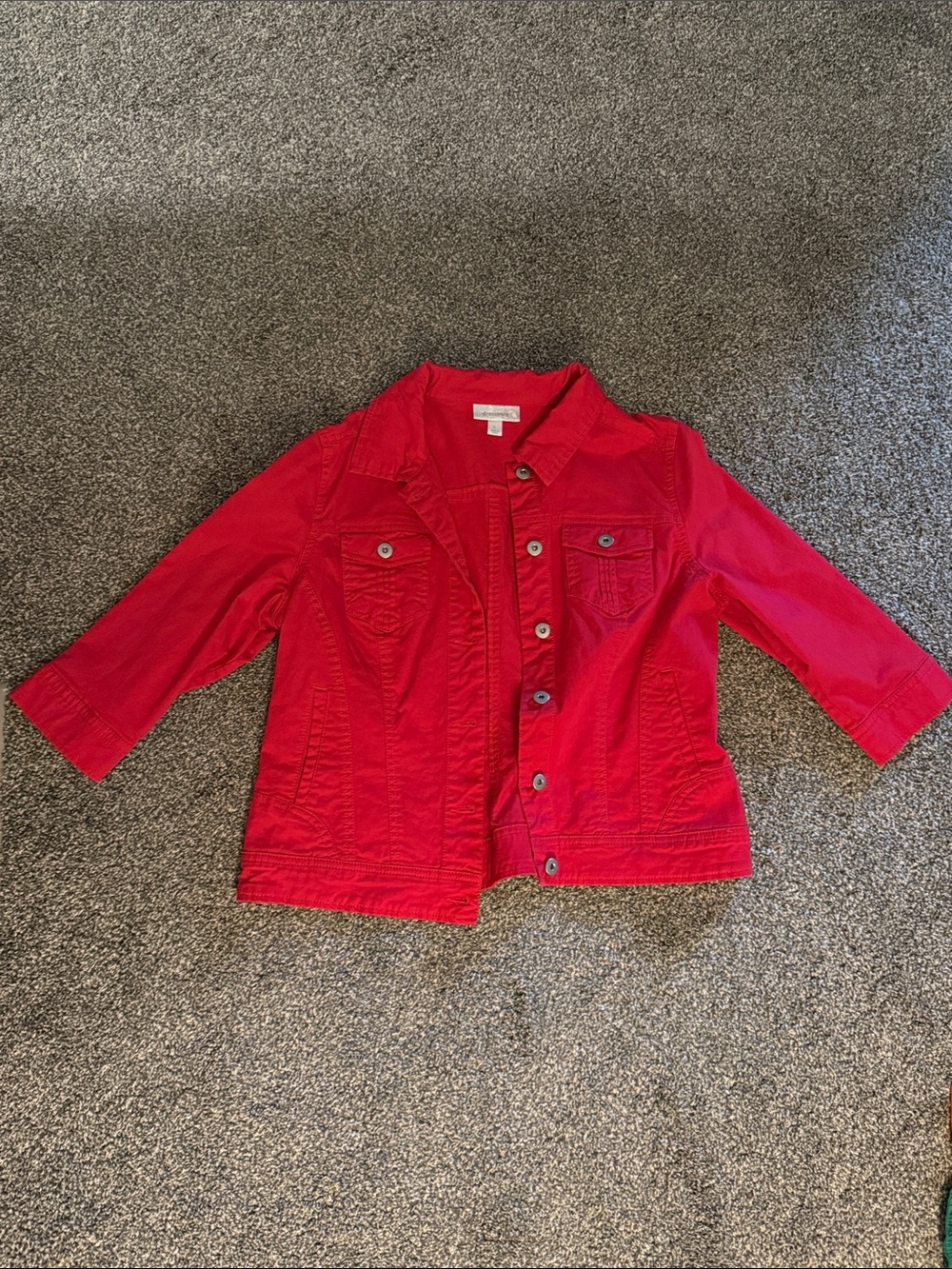 Women’s quarter length sleeve red jacket. Fits like S/M
